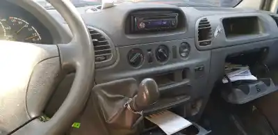 Veículo de Sucata mercedes-benz sprinter 02.00 -> caja cerrada 211 cdi (901.6/902.661-662) do ano 2001 alimentado 611981