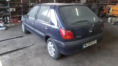 Здавання транспортного засобу ford fiesta berlina (dx) fiesta року 1999 потужний rtj