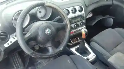 Здавання транспортного засобу alfa romeo 156 (116) 1.9 jtd 8v impression року 2002 потужний 937a2000