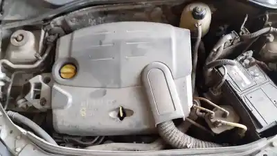 Здавання транспортного засобу renault clio ii fase ii (b/cb0) clio року 2004 потужний 