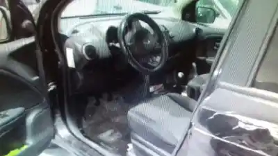 Veicolo di demolizione nissan note (e11e) acenta dell'anno 2006 alimentato cr14de