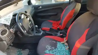 Scrapping Vehicle ford focus berlina (cap) ghia of the year 2005 powered hwda