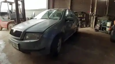 Sloopvoertuig SKODA FABIA (6Y2/6Y3) AZF van het jaar 2003 aangedreven AZF