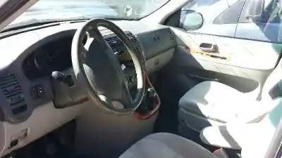 Vehicul casat kia carnival ii 2.9 cdri ex al anului 2004 alimentat j3