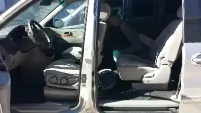 Vehicul casat kia carnival ii 2.9 cdri ex al anului 2004 alimentat j3