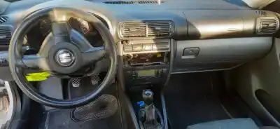 Veículo de Sucata seat leon (1m1) stella do ano 2001 alimentado asv