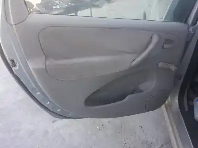 Sloopvoertuig citroen xsara picasso xsara picasso van het jaar 2004 aangedreven rhy