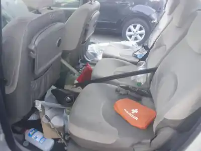 Sloopvoertuig citroen xsara picasso xsara picasso van het jaar 2004 aangedreven rhy