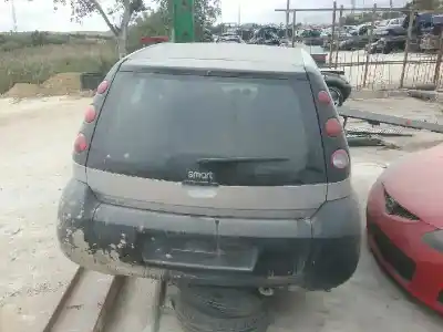 Veículo de Sucata smart forfour (454) 1.3 (454.031) do ano 2004 alimentado 135930