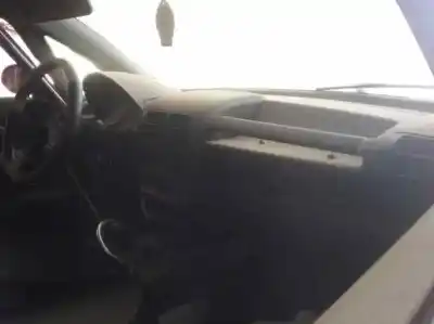 Здавання транспортного засобу audi a2 (8z0) 1.4 tdi року 2001 потужний amf