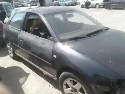 Здавання транспортного засобу audi a3 (8l1) 1.8 t року 2000 потужний aum