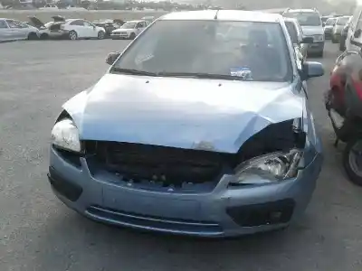 Veículo de Sucata ford focus berlina (cap) ghia do ano 2005 alimentado g8da