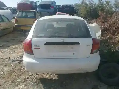 Veículo de Sucata kia rio ipanema berlina do ano 2001 alimentado a3e