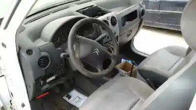 Veículo de Sucata CITROEN BERLINGO First Combi 1.4 X do ano 2004 alimentado KFW