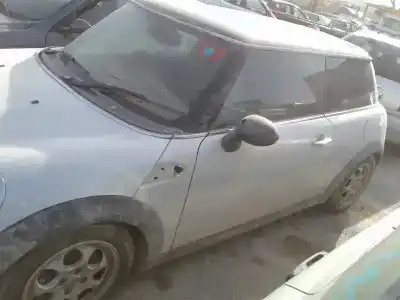 Veículo de Sucata mini mini (r56) 1.6 cooper d [1.6 ltr. - 82 kw diesel cat] do ano 2013 alimentado 