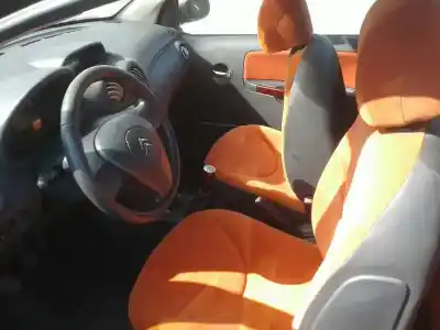 Veículo de Sucata citroen c2 empresa do ano 2004 alimentado 8hx