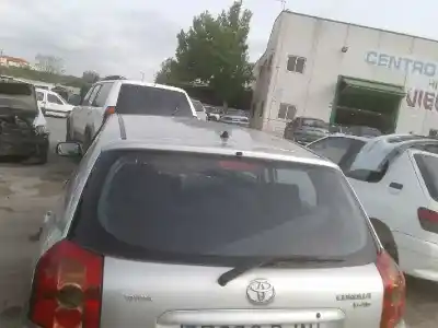 Veículo de Sucata TOYOTA COROLLA (_E12_) 1.4 D (NDE120_) do ano 2005 alimentado 1NDTV