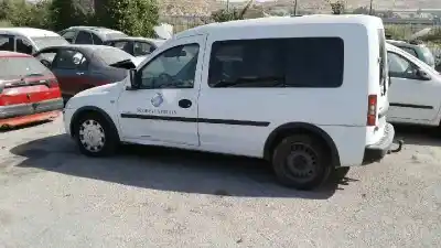 Veicolo di demolizione opel combo familiar dell'anno 2006 alimentato z17dth