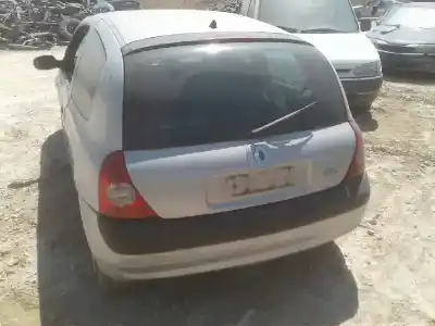 Утилизация автомобиля RENAULT CLIO II FASE II (B/CB0) 1.5 dCi Diesel 65 CV / 48 KW года 2002 питание K9K A7
