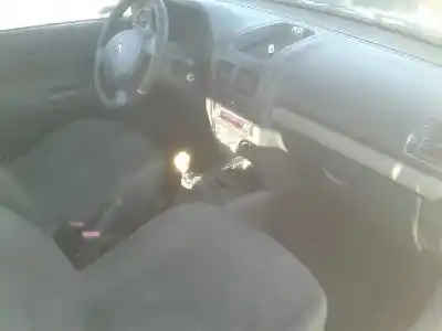 Утилизация автомобиля RENAULT CLIO II FASE II (B/CB0) Pack Authentique года 2005 питание K9K740