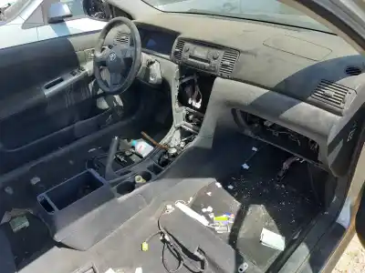 Sloopvoertuig toyota corolla (_e12_) 1.4 d (nde120_) van het jaar 2006 aangedreven 1ndtv