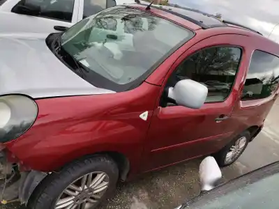 Veículo de Sucata renault kangoo be bop do ano 2009 alimentado k9k700