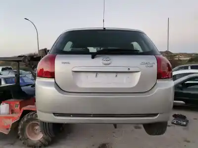 Veículo de Sucata toyota corolla (_e12_) 1.4 d (nde120_) do ano 2005 alimentado 1ndtv