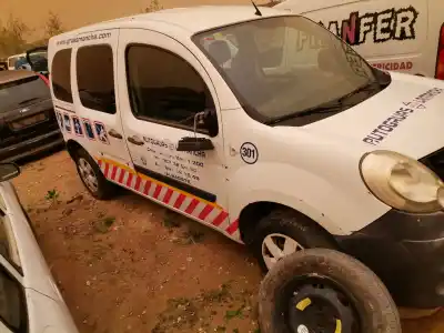Veículo de Sucata renault kangoo * do ano 2001 alimentado 