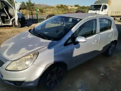 Veicolo di demolizione opel corsa d ´´111 years´´ dell'anno 2008 alimentato z13dtj