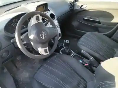 Veicolo di demolizione opel corsa d ´´111 years´´ dell'anno 2008 alimentato z13dtj