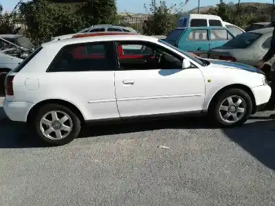 Здавання транспортного засобу audi a3 (8l1) 1.8 року 1998 потужний agn