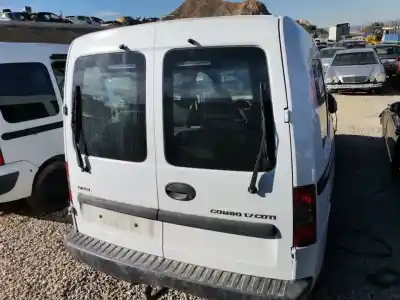 Veicolo di demolizione opel combo tour cosmo dell'anno 2006 alimentato z17dth