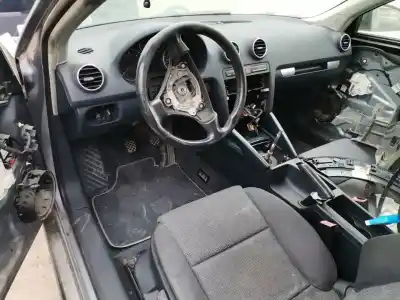 Veículo de Sucata audi a3 (8p1) 2.0 tdi 16v do ano 2003 alimentado bkd