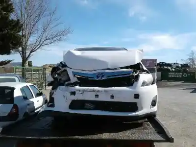 Veículo de Sucata TOYOTA AURIS Hybrid Active do ano 2011 alimentado 2ZRFXE