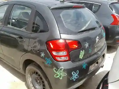 Veicolo di demolizione citroen c3 selection dell'anno 2001 alimentato 8hrdv4c