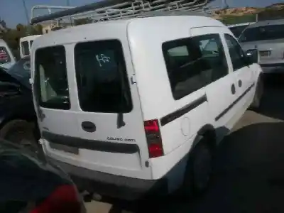 Veículo de Sucata opel combo familiar do ano 2004 alimentado z13dt