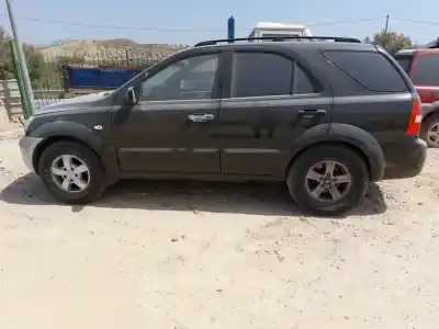 Veículo de Sucata kia sorento kia sorento i (jc) 2002-2011 do ano 2001 alimentado 