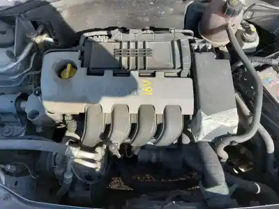 Здавання транспортного засобу renault clio ii fase i (b/cbo) 1.2 16v alize 75 cv / 55 kw року 2001 потужний d4f b7
