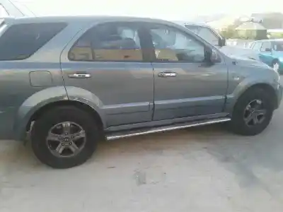 Veículo de Sucata kia sorento 2.5 crdi concept do ano 2004 alimentado d4cb