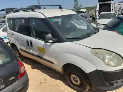 Veículo de Sucata fiat doblo active do ano 2013 alimentado 263a2000