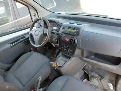 Veicolo di demolizione citroen nemo sx dell'anno 2010 alimentato 8hs