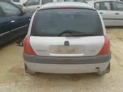 Здавання транспортного засобу renault clio ii fase i (b/cbo) 1.9 d alize року 2001 потужний f8q