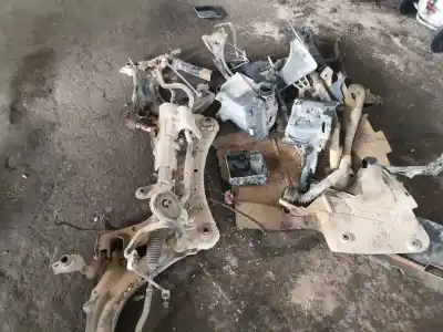 Veicolo di demolizione renault kangoo be bop 106 cv / 78 kw dell'anno 2001 alimentato 