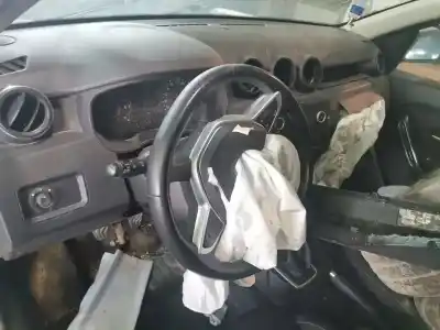 Veículo de Sucata dacia duster ii essential 91 cv / 67 kw do ano 2001 alimentado 