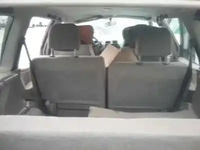 Véhicule à la ferraille nissan                                             terrano/terrano.ii (r20)                                                                                                                                                                                                                                   aventura                                                                                                                                                                                                                                                   de l'année 2006 alimenté zd30