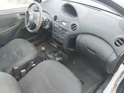 Здавання транспортного засобу toyota yaris (ncp1/nlp1/scp1) 1.0 linea luna року 2003 потужний 1szfe