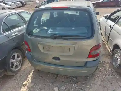 Здавання транспортного засобу RENAULT SCENIC (JA..) 1.9 dTi Diesel 80 CV / 59 KW року 2003 потужний F9Q Q7