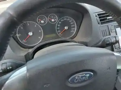 Здавання транспортного засобу ford focus c-max (cap) connection року 2004 потужний g6da