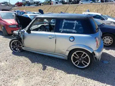 Veicolo di demolizione mini mini (r50, r53) one dell'anno 2002 alimentato w10b16a