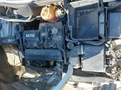 Veicolo di demolizione mini mini (r50, r53) one dell'anno 2002 alimentato w10b16a
